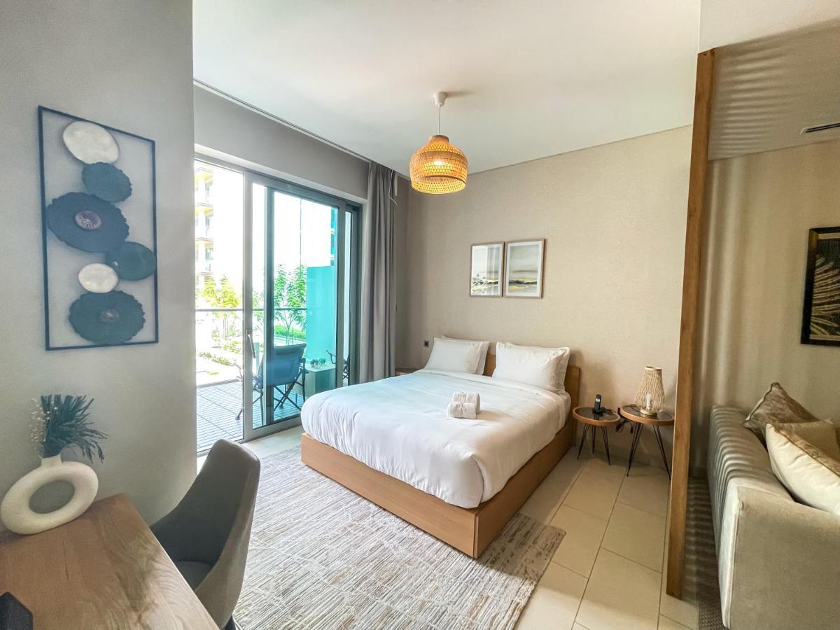 Stay By Latinem Luxury Studio Holiday Home G6-6103 Near Burj Khalifa Дубай Екстериор снимка