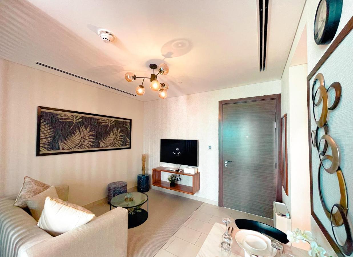 Stay By Latinem Luxury Studio Holiday Home G6-6103 Near Burj Khalifa Дубай Екстериор снимка